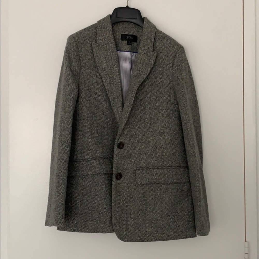 Beautiful wool blazer. Perfect for everyday!